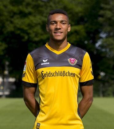 Fußball, 2. Bundesliga, Saison 2017 2018, SG Dynamo Dresden, Porträttermin, (06.07.2017). Noah Awassi. RM001