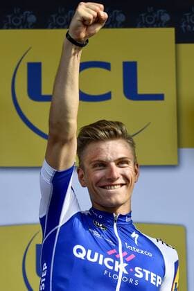 German Marcel Kittel of Quick-Step Floors celebrates on the podium after winning the sixth stage of the 104th edition of the Tour de France cycling race, 216 km from Vesoul to Troyes, France, Thursday 06 July 2017. This year s Tour de France takes place from July first to July 23rd. DIRKxWAEM  x05127502x