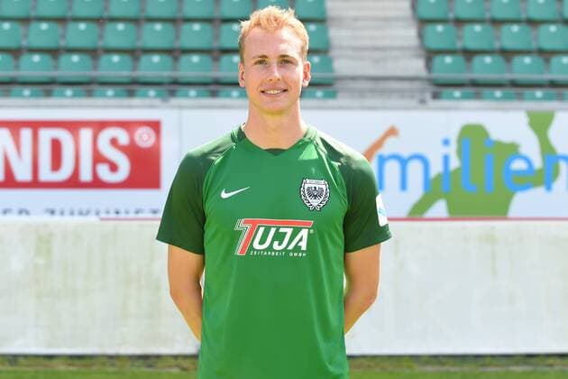 Fußball 3. Liga, Porträttermin 2017 2018 SC Preußen Münster am 06.07.2017 im Preußenstadion in Münster Simon Scherder (Muenster) MT