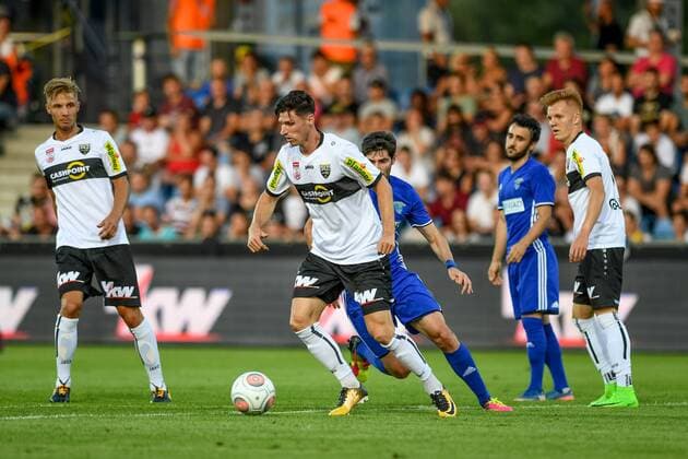 SOCCER - UEFA EL quali, Altach vs Chikhura ALTACH,AUSTRIA,06.JUL.17 - SOCCER - UEFA Europa League qualification, SCR Altach vs FC Chikhura Sachkhere. Image shows Philipp Netzer, Benedikt Zech (Altach), Tornike Gorgiashvili, Mishiko Sardalishvili (Chikhura) and Christian Gebauer (Altach). GEPAxpictures xOliverxLerch