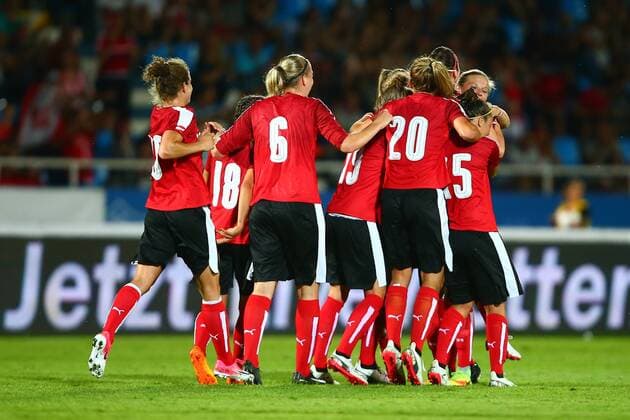 SOCCER - AUT vs DEN, test match WIENER NEUSTADT,AUSTRIA,06.JUL.17 - WOMEN SOCCER - OEFB, Oesterreichischer Fussball-Bund, Austria vs Denmark, test match. Image shows the rejoicing of Austria. GEPAxpictures xCh.xKelemen