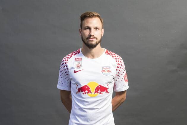 SOCCER - BL, RBS, team photoshooting SALZBURG,AUSTRIA,05.JUL.17 - SOCCER - tipico Bundesliga, Red Bull Salzburg, team photo shooting. Image shows Andreas Ulmer (RBS). GEPAxpictures xFelixxRoittner