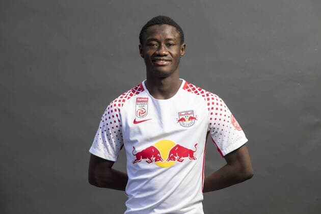 SOCCER - BL, RBS, team photoshooting SALZBURG,AUSTRIA,05.JUL.17 - SOCCER - tipico Bundesliga, Red Bull Salzburg, team photo shooting. Image shows Diadie Samassekou (RBS). GEPAxpictures xFelixxRoittner