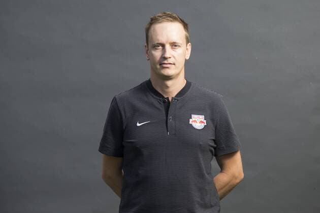SOCCER - BL, RBS, team photoshooting SALZBURG,AUSTRIA,05.JUL.17 - SOCCER - tipico Bundesliga, Red Bull Salzburg, team photo shooting. Image shows video analyst Rainer Sonnberger (RBS). GEPAxpictures xFelixxRoittner