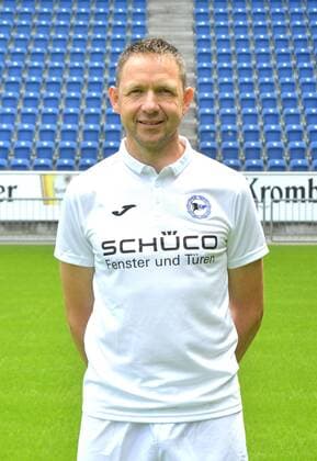 04.07.2017, Fussball, 2. LIGA, Saison 2017 2018, SCHÜCO-ARENA, BIELEFELD Fußball, GER, 2.BL, Portraittermin 2017 2018, DSC Arminia Bielefeld Rainer Schonz (Zeugwart Arminia Bielefeld), Aktion, Einzelbild, Hoch, Portrait