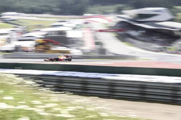 FORMULA 1 - GP of Austria 2017 SPIELBERG,AUSTRIA,07.JUL.17 - MOTORSPORTS, FORMULA 1 - Grand Prix of Austria, Red Bull Ring, free practice. Image shows Daniel Ricciardo (AUS Red Bull Racing). GEPAxpictures xFelixxRoittner