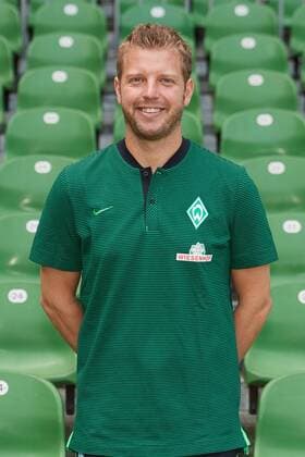 Werder Bremen U23 offizieller Mannschaftstermin 2017 Fußball, GER, 3.Liga, Porträttermin 2017 2018, Florian Kohfeldt (Trainer SV Werder Bremen II) nordphotox xKokenge