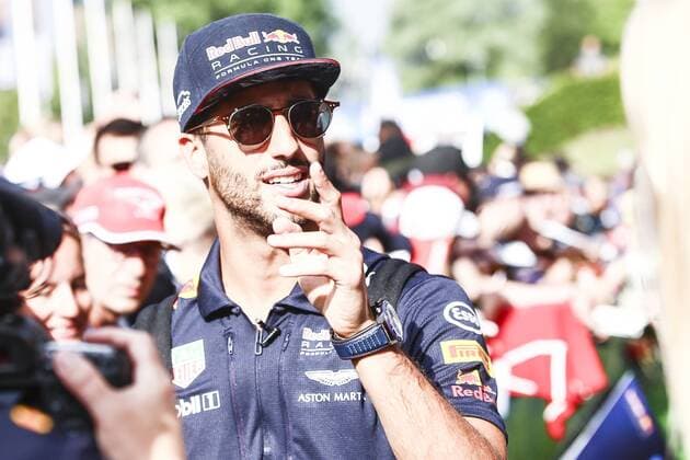 FORMULA 1 - GP of Austria 2017 SPIELBERG,AUSTRIA,08.JUL.17 - MOTORSPORTS, FORMULA 1 - Grand Prix of Austria, Red Bull Ring, Styrian Green Carpet. Image shows Daniel Ricciardo (AUS Red Bull Racing). GEPAxpictures xFelixxRoittner