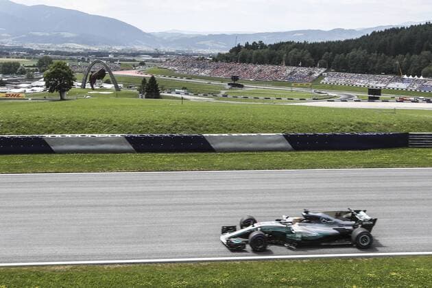 FORMULA 1 - GP of Austria 2017 SPIELBERG,AUSTRIA,08.JUL.17 - MOTORSPORTS, FORMULA 1 - Grand Prix of Austria, Red Bull Ring, free practice. Image shows an overview with Lewis Hamilton (GBR Mercedes). GEPAxpictures xFelixxRoittner