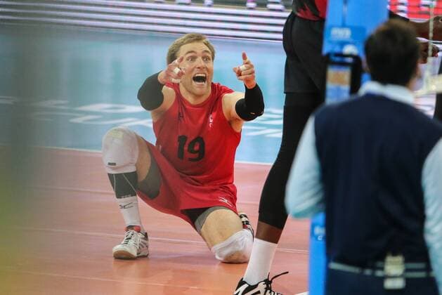 Joie Players of the Canada team VOLLEY BALL : Etats Unis vs Canada - Petite Finale - FIVB Ligue Mondiale - Curitiba - 08 07 2017 GeraldoBubniak Panoramic 