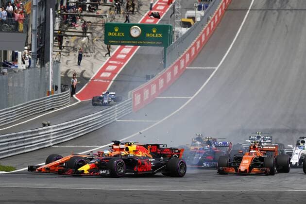 Motorsports: FIA Formula One World Championship WM Weltmeisterschaft 2017, Grand Prix of Austria, 33 Max Verstappen (NLD, Red Bull Racing), 14 Fernando Alonso (ESP, McLaren Honda), 26 Daniil Kvyat (RUS, Scuderia Toro Rosso), Spielberg Austria xHOCHxZWEIx