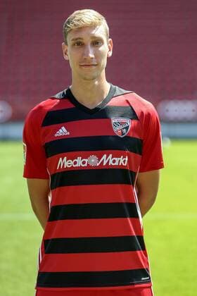 2. Bundesliga - Fußball - Fototermin - FC Ingolstadt 04 - Portraits - Shooting - Saison 2017 2018 - Tobias Schröck (21, FCI) 2. BL - FC Ingolstadt 04 Saison 2017 2018 Portraits - Shooting Fototermin