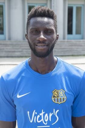 Das Team des ersten FC Saarbrücken am Samstag (08.07.2017) in Saarbrücken. Im Bild: Alexandre Mendy ( 4). bub