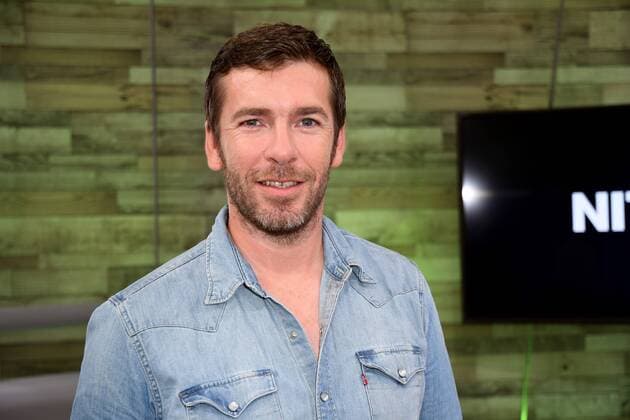 Moderator Marco Hagemann posiert am 10.07.2017 in Köln bei der Programm präsentation von RTL Nitro - Season Highlights und Fussball 2017 2018 im 100 % Bundesliga Studio