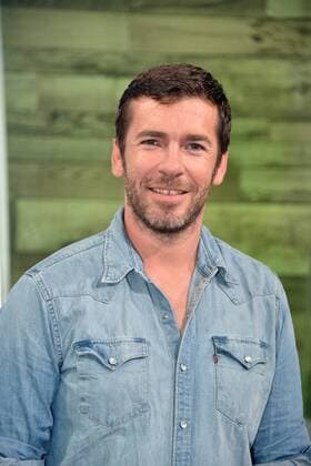 Moderator Marco Hagemann posiert am 10.07.2017 in Köln bei der Programm präsentation von RTL Nitro - Season Highlights und Fussball 2017 2018 im 100 % Bundesliga Studio
