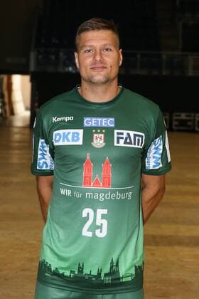 Marko Bezjak (SC Magdeburg) - Handball Bundesliga Saison 2017-2018 Offizeller Fototermin SC Magdeburg in der GETEC Arena in Magdeburg - Einzelbild,Portrait,Deutschland, Handball, Mann, Maenner,12.07.2017