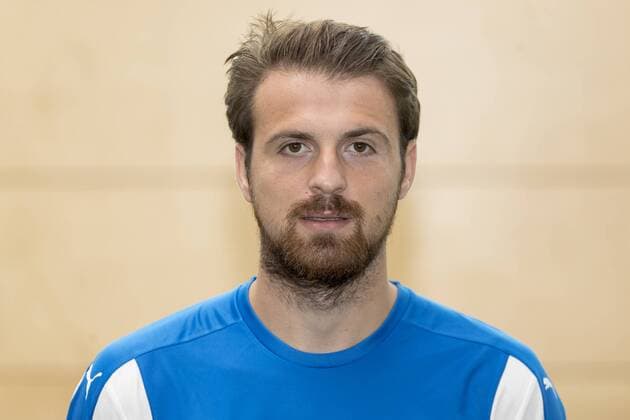 Fußball, GER, 2.BL, Porträttermin 2017 2018, Holstein Kiel, Ilir Azemi (Nr. 33, Holstein Kiel). Holstein Kiel, Fussball, 2. Liga, 12.07.17 Kiel Schleswig-Holstein Germany Trainingszentrum Projensdorf Copyright: xAgentur54GradFelixxKoenigx