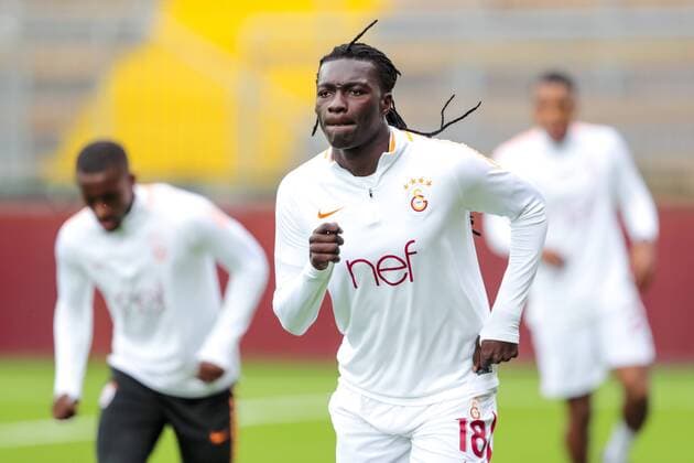 170713 galatasarays Bafetimbi Gomis före fotbollsmatchen i kvalet till Europa League mellan Östersund och Galatasaray den 13 juli 2017 i Östersund.  Copyright: TOBIASxNYKÄNEN BB170713TN002