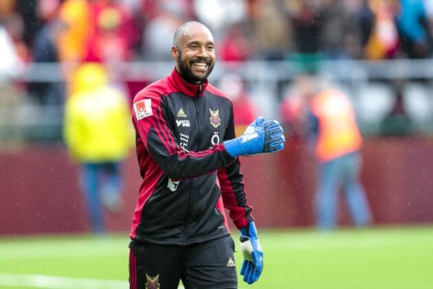 170713 Östersunds malvakt Aly Keita före fotbollsmatchen i kvalet till Europa League mellan Östersund och Galatasaray den 13 juli 2017 i Östersund.  Copyright: TOBIASxNYKÄNEN BB170713TN003