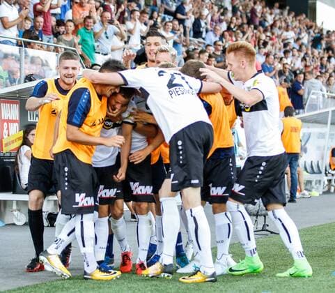 13.07.2017, Cashpoint Arena, Altach, AUT, UEFA EL, Cashpoint SCR Altach vs FC Dinamo Brest, Qualifikation, 3. Runde, Hinspiel, im Bild Torjubel bei SCR Altach during the UEFA Europaleague Qualifier 3rd round, 1st leg match between Cashpoint SCR Altach and FC Dinamo Brest at the Cashpoint Arena in Altach, Austria on 2017 07 13. Altach EP_rin