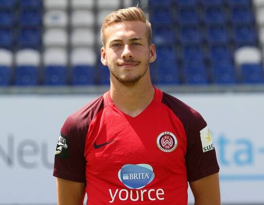 13.07.2017, xsvx, Fussball 3.Liga, SV Wehen Wiesbaden Fototermin, Fußball, GER 3.Liga PortraÌˆttermin 2017 2018, emonline, Dominik Nothnagel (SV Wehen Wiesbaden) Wiesbaden