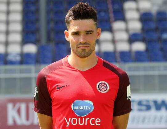 13.07.2017, xsvx, Fussball 3.Liga, SV Wehen Wiesbaden Fototermin, Fußball, GER 3.Liga PortraÌˆttermin 2017 2018, emonline, Sascha Mockenhaupt (SV Wehen Wiesbaden) Wiesbaden