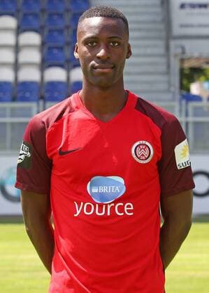 13.07.2017, xsvx, Fussball 3.Liga, SV Wehen Wiesbaden Fototermin, Fußball, GER 3.Liga PortraÌˆttermin 2017 2018, emonline, Stephane Mvibudulu (SV Wehen Wiesbaden) Wiesbaden