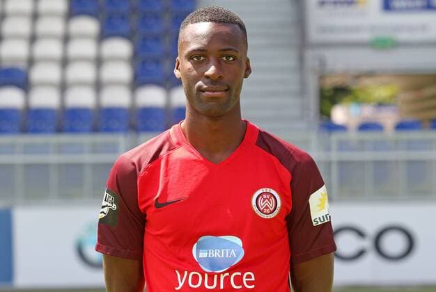 13.07.2017, xsvx, Fussball 3.Liga, SV Wehen Wiesbaden Fototermin, Fußball, GER 3.Liga PortraÌˆttermin 2017 2018, emonline, Stephane Mvibudulu (SV Wehen Wiesbaden) Wiesbaden