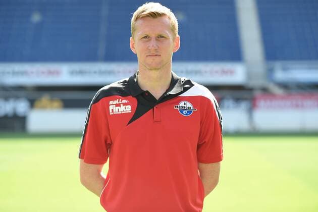 Fußball 3. Liga, Porträttermin 2017 2018 Porträttermin SC Paderborn 07 am 13.07.2017 in der Benteler-Arena in Paderborn Torwart-Trainer Nico Burchert (Paderborn) MT