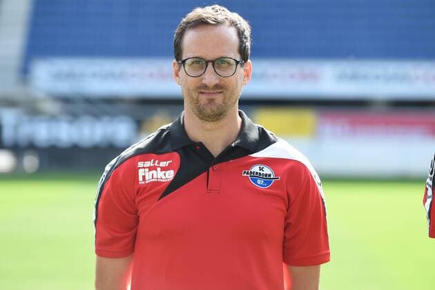 Fußball 3. Liga, Porträttermin 2017 2018 Porträttermin SC Paderborn 07 am 13.07.2017 in der Benteler-Arena in Paderborn Physiotherapeut Jörg Joerg Liebeck (Paderborn) MT