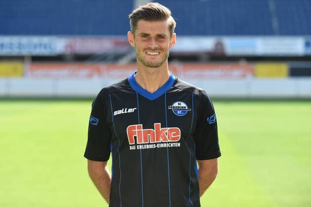 Fußball 3. Liga, Porträttermin 2017 2018 Porträttermin SC Paderborn 07 am 13.07.2017 in der Benteler-Arena in Paderborn Marc Vucinovic (Paderborn) MT