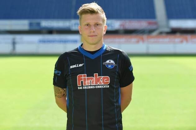 Fußball 3. Liga, Porträttermin 2017 2018 Porträttermin SC Paderborn 07 am 13.07.2017 in der Benteler-Arena in Paderborn Marcus Piossek (Paderborn) MT