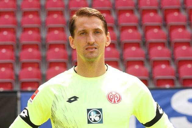RENE ADLER 1. FSV MAINZ 05 FUSSBALL, GER, 1.BL, PORTRAETTERMIN 2017 2018, 