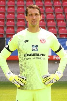 RENE ADLER 1. FSV MAINZ 05 FUSSBALL, GER, 1.BL, PORTRAETTERMIN 2017 2018, 