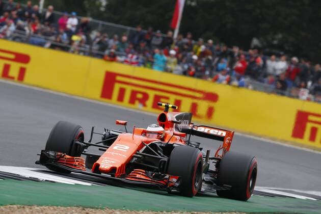Motorsports: FIA Formula One World Championship WM Weltmeisterschaft 2017, Grand Prix of Great Britain, 2 Stoffel Vandoorne (BEL, McLaren Honda), Silverstone Great Britain xHOCHxZWEIx