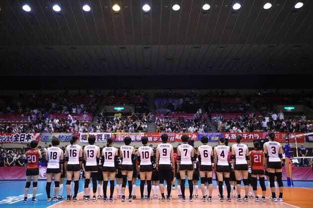 Japan team group Mannschaftsbild Totale (JPN), JULY 15, 2017 - Volleyball : FIVB Volleyball World League SENDAI 2017 match between Japan 0-3 Serbia at Kamei Arena Sendai, in Sendai, Japan. Noxthirdxpartyxsales  (ipha039600)