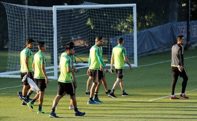 Mexican National soccer team s players during a training of the team held at Trinity University in San Antonio, Texas, USA on 15 July 2017. Mexico will face Curazao in the Golden Cup 2017. MEXICO TRAINING !ACHTUNG: NUR REDAKTIONELLE NUTZUNG!  Copyright: xJosexMendezx JME02 20170715-636357422424063786