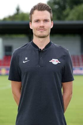 RB Leipzig Teamfotos Fussball Saison 2017-18 Leipzig, 15.07.2017, Fußball, DFL, GER, Porträttermin 2017 2018. , RB LEIPZIG , Im Bild: Danny Röhl Roehl (Co Trainer, Videoanalyst). ,
