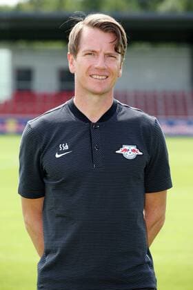 RB Leipzig Teamfotos Fussball Saison 2017-18 Leipzig, 15.07.2017, Fußball, DFL, GER, Porträttermin 2017 2018. , RB LEIPZIG , Im Bild: Physiotherapeut Stefan Scheufele. ,
