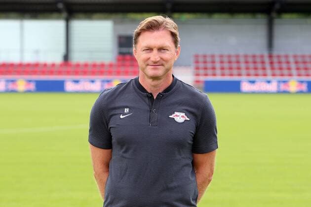 RB Leipzig Fussball Saison 2017-18 Leipzig, 15.07.2017, Fußball, DFL, GER, Porträttermin 2017 2018. , RB LEIPZIG , Im Bild: Trainer Ralph Hasenhüttl Hasenhuettl. ,