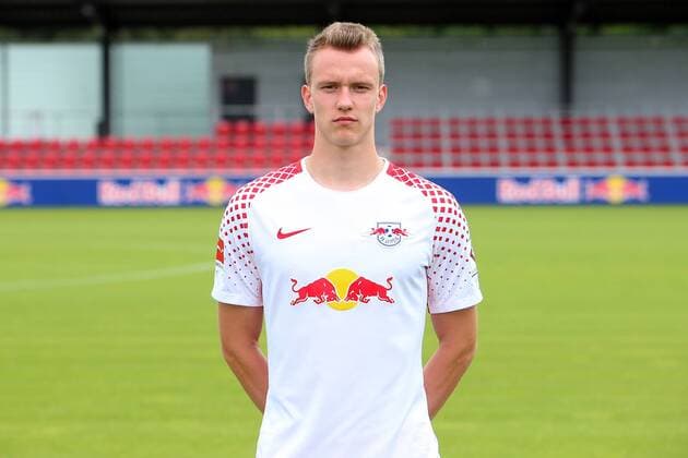 RB Leipzig Fussball Saison 2017-18 Leipzig, 15.07.2017, Fußball, DFL, GER, Porträttermin 2017 2018. , RB LEIPZIG , Im Bild: Lukas Klostermann. ,