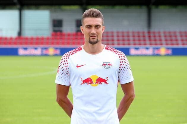 RB Leipzig Fussball Saison 2017-18 Leipzig, 15.07.2017, Fußball, DFL, GER, Porträttermin 2017 2018. , RB LEIPZIG , Im Bild: Stefan Ilsanker. ,