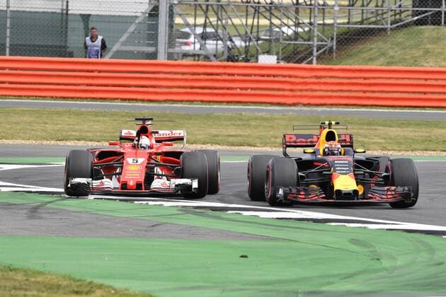Motorsports: FIA Formula One World Championship WM Weltmeisterschaft 2017, Grand Prix of Great Britain, 5 Sebastian Vettel (GER, Scuderia Ferrari), 33 Max Verstappen (NLD, Red Bull Racing), Silverstone Great Britain xHOCHxZWEIx