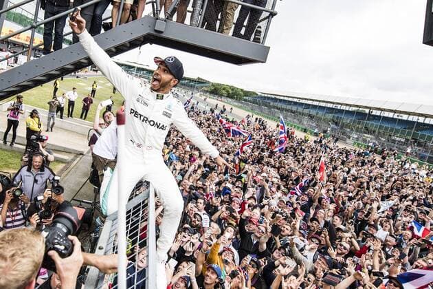 Themen der Woche - SPORT Bilder des Tages - SPORT Motorsports: FIA Formula One World Championship WM Weltmeisterschaft 2017, Grand Prix of Great Britain, 44 Lewis Hamilton (GBR, Mercedes AMG Petronas F1 Team), Silverstone Great Britain xHOCHxZWEIx