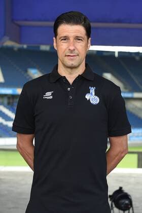 Fußball 2. Bundesliga Offizieller Fototermin MSV Duisburg am 15.07.2017 in der Schauinsland-Reisen-Arena in Duisburg Ilia Gruev ( Trainer Duisburg ) xRx