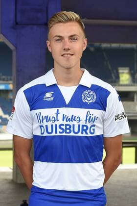 Fußball 2. Bundesliga Offizieller Fototermin MSV Duisburg am 15.07.2017 in der Schauinsland-Reisen-Arena in Duisburg Lukas Daschner ( Duisburg ) xRx