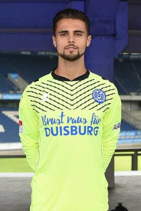 Fußball 2. Bundesliga Offizieller Fototermin MSV Duisburg am 15.07.2017 in der Schauinsland-Reisen-Arena in Duisburg Daniel Zeaiter ( Duisburg ) xRx