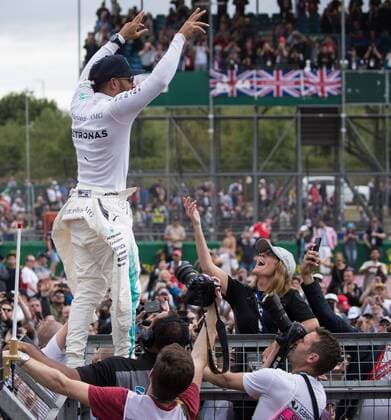 July 16th 2017, Silverstone, Northamptonshire, England; British Formula 1 Grand Prix, Race Day; Mercedes AMG Petronas Motorsport driver Lewis Hamilton waves to his fans xTimxWilliamsx  ActionPlus11902611