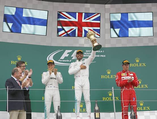 Motorsports: FIA Formula One World Championship WM Weltmeisterschaft 2017, Grand Prix of Great Britain, 77 Valtteri Bottas (FIN, Mercedes AMG Petronas F1 Team), 44 Lewis Hamilton (GBR, Mercedes AMG Petronas F1 Team), 7 Kimi Raikkonen (FIN, Scuderia Ferrari), Silverstone Great Britain xHOCHxZWEIx