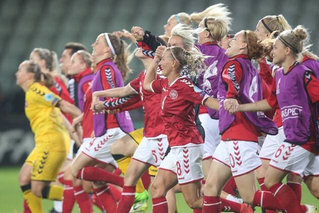 Theresa Nielsen of Denmark women during the UEFA WEURO 2017 Group A group stage match between Denmark and Belgium at the Vijverberg stadium on July 16, 2017 in Doetinchem, The Netherlands Women: Denmark v Belgium UEFA WEURO 2017 2017 2018 xVIxVIxImagesx xTomxBodexMultimediaxIVx 8242284